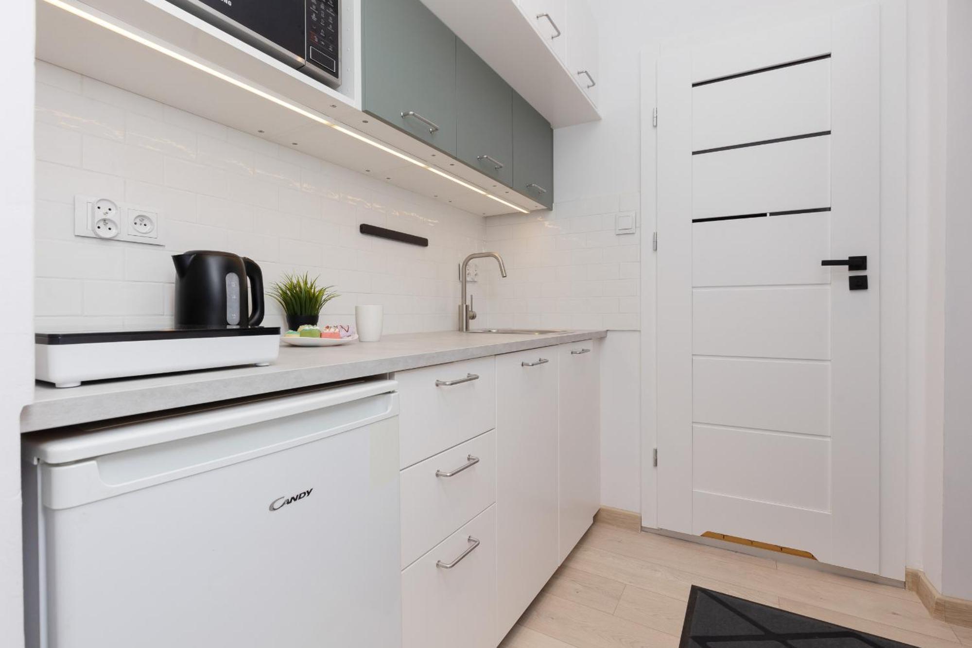 Lägenhet Aleja Wyzwolenia Studio With Mezzanine Downtown By Renters Warszawa
