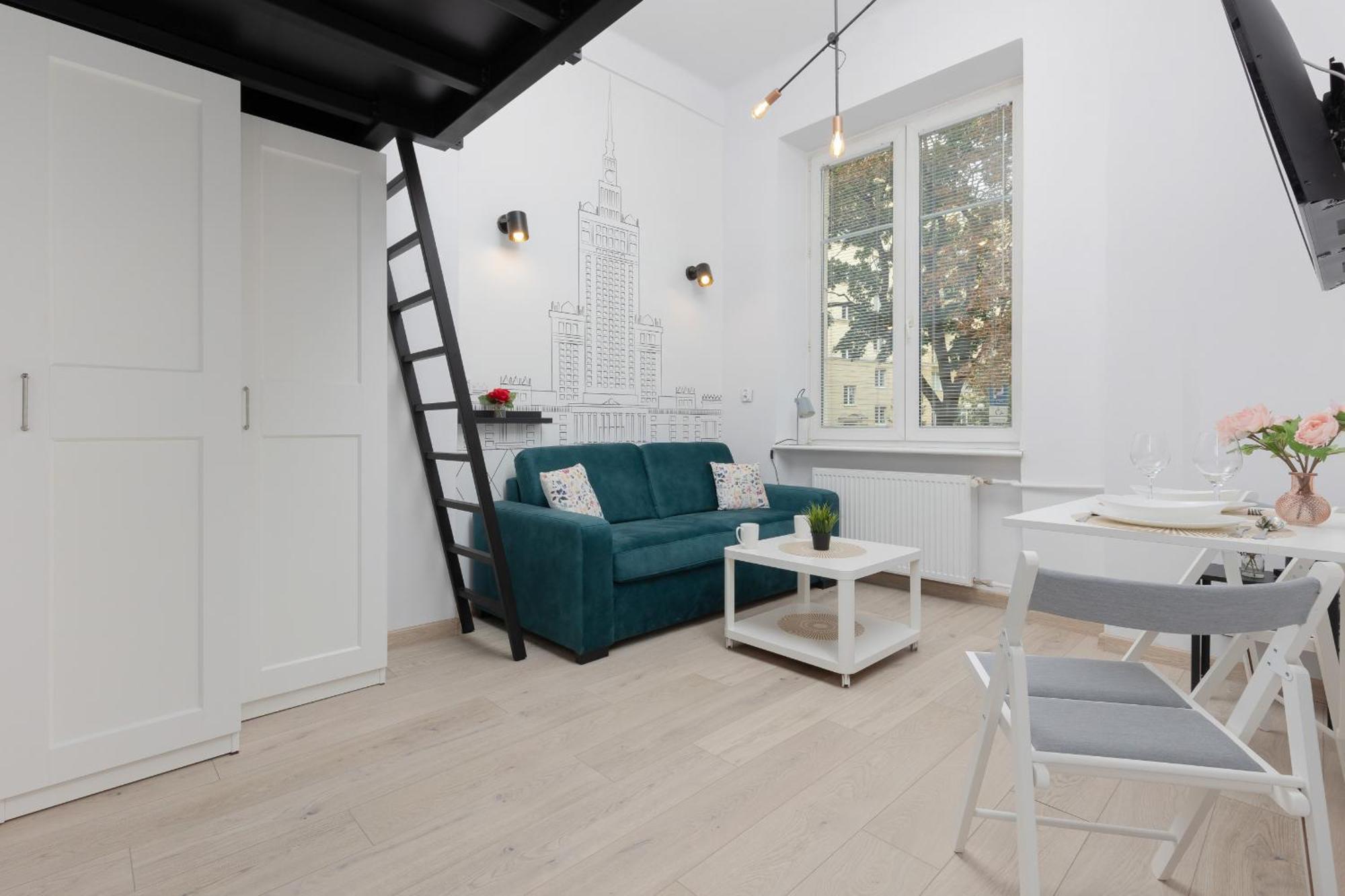 Aleja Wyzwolenia Studio With Mezzanine Downtown By Renters Warsaw